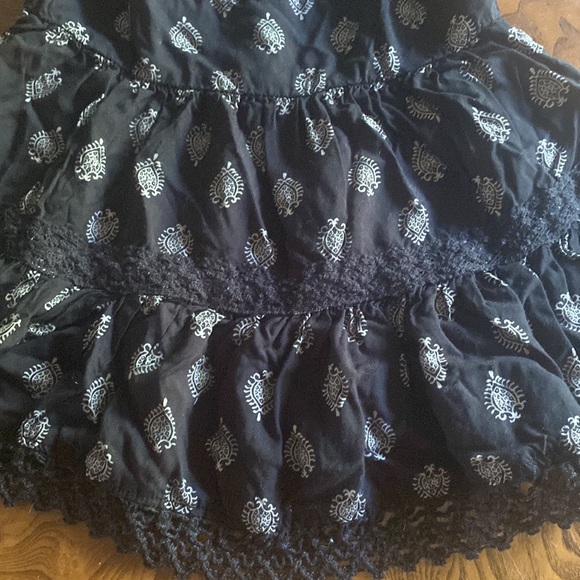 Old navy dress - Picture 3 of 4